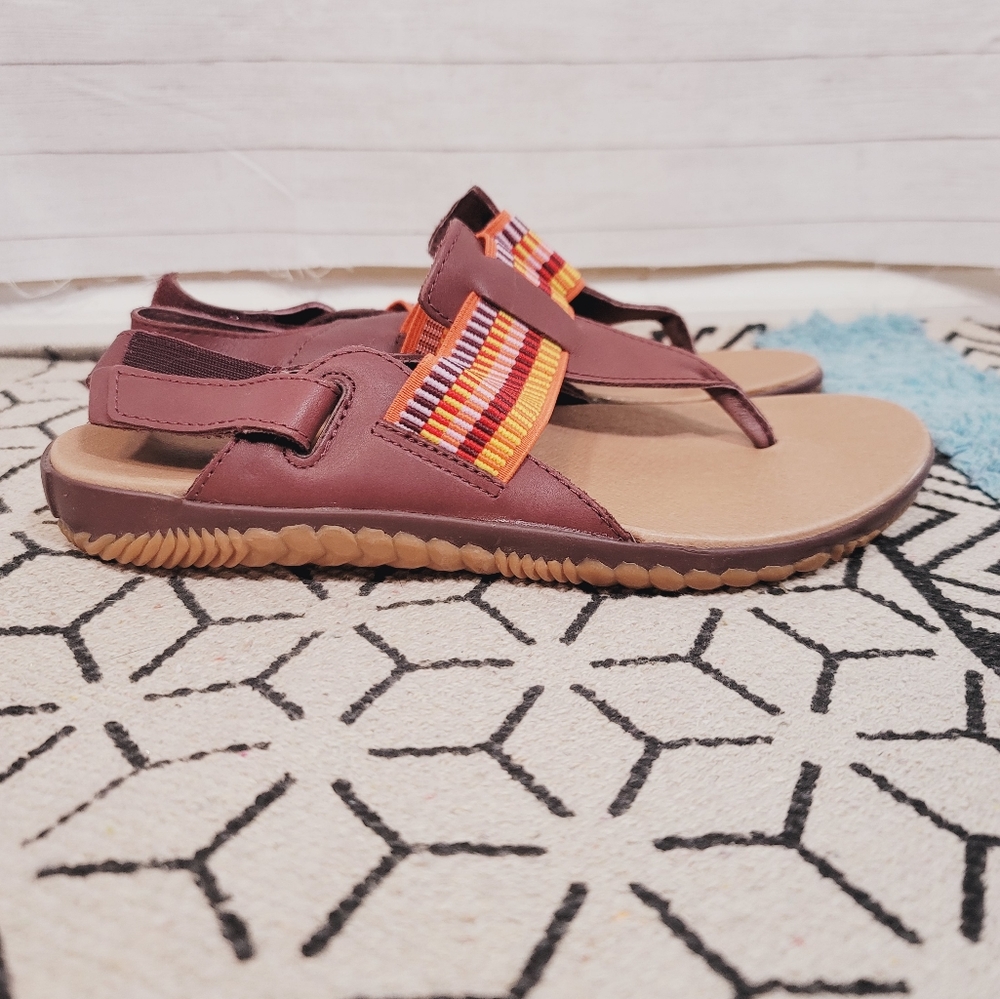SOREL Out and About Plus Sandal, in ELDERBERRY, SZ 8 NWOT